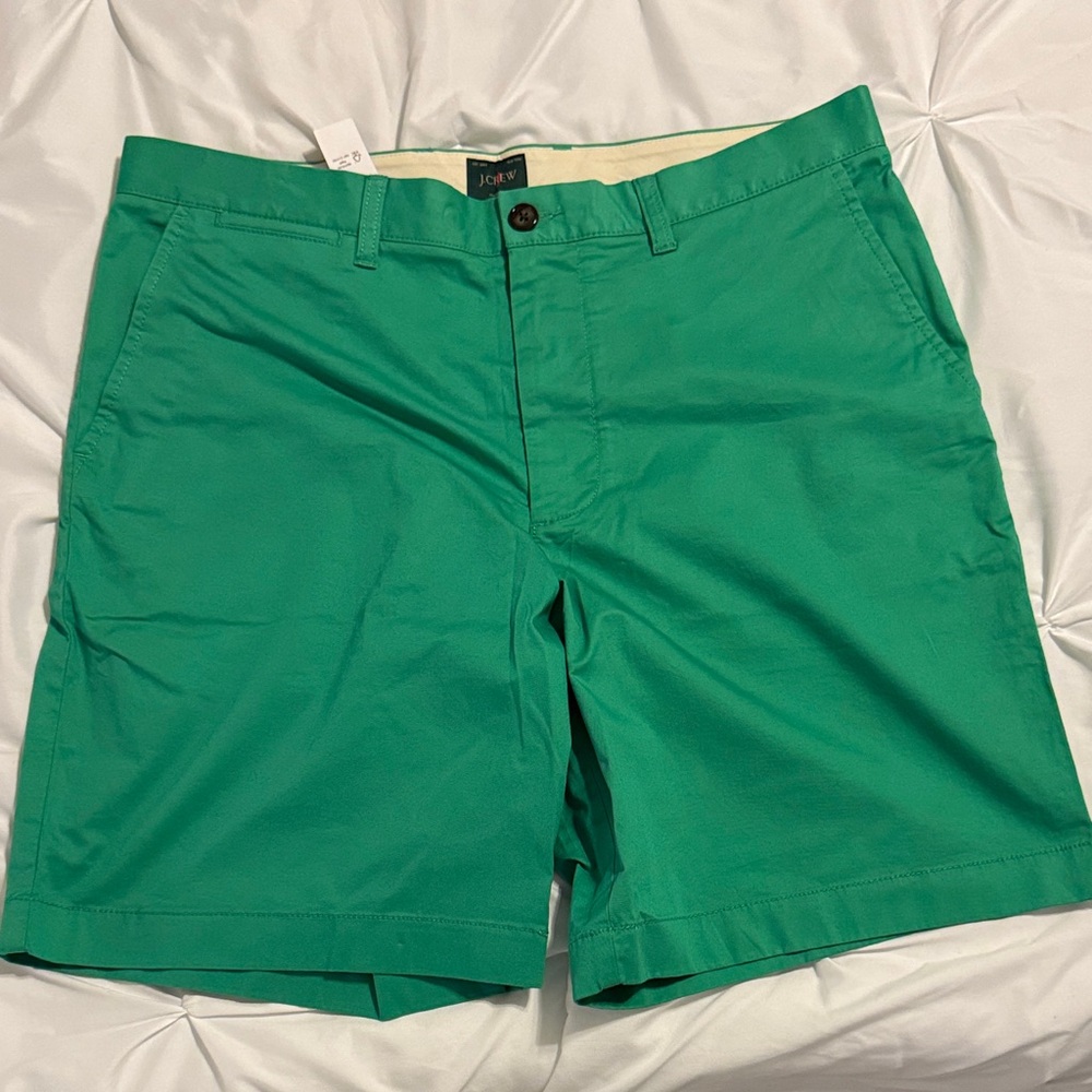 J. Crew Men's Vibrant Green Flat Front Shorts